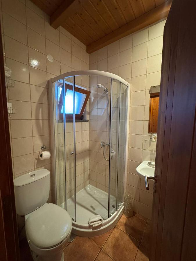 Tweepersoonskamer met 2 Aparte Bedden