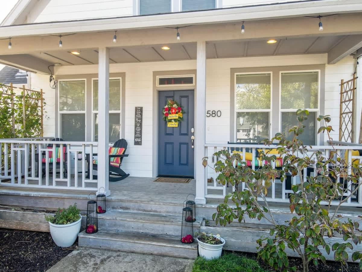 Ohana Beach Park - Hot Tub, Billiards, Fire Pit & Beach Access - B&B Lincoln City