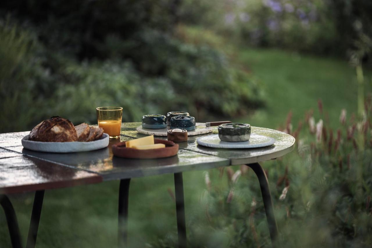 Suite with Garden View