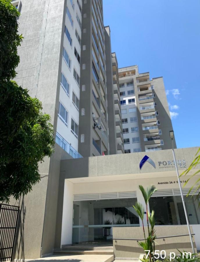 Hermoso apartaestudio con espectacular vista - B&B Cali