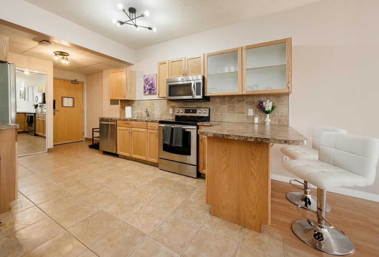 Cozy Canmore 2-Bedroom Retreat - B&B Canmore