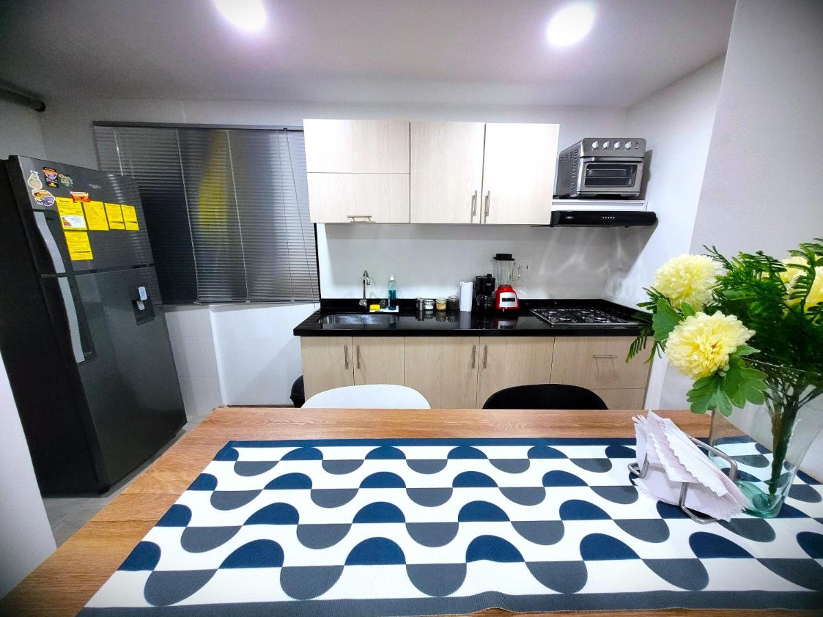 Minimalista y Confortable Apto con capacidad hasta 6 personas - Bed and Breakfast Bogota