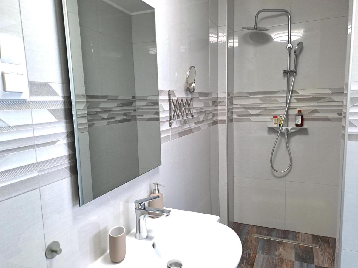 Chambre Double avec Salle de Bains Privative