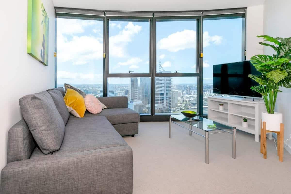 Lvl 59 Skytower Amazing Views CBD Wifi Carpark by Stylish Stays - B&B Brisbane