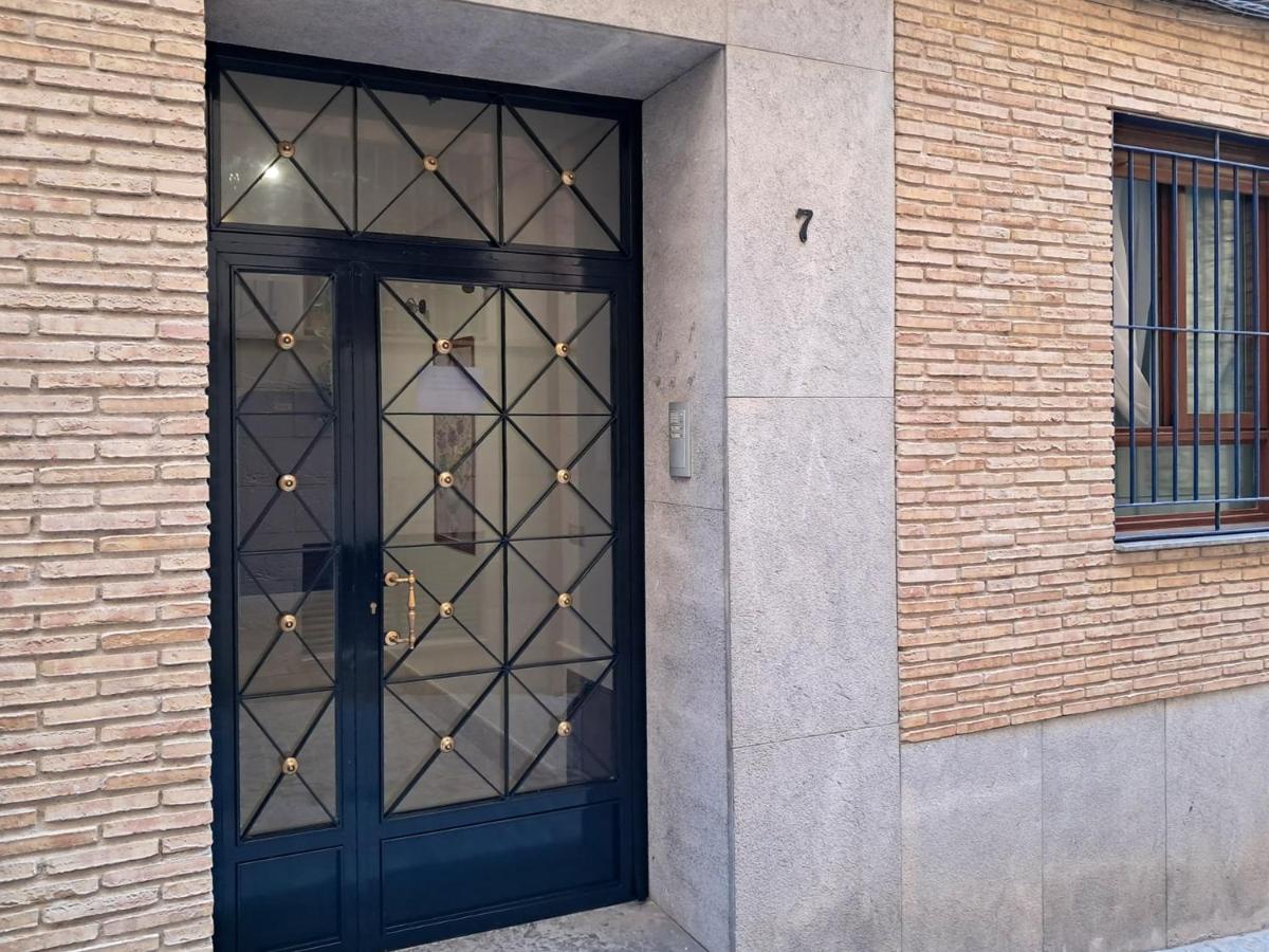 Piso Tranquilo en Plaza de Toros - Centro - B&B Jaén