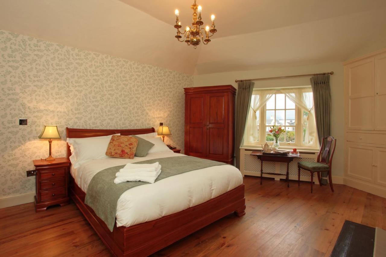 B&B Galway - Corrib House Guest Accommodation - Bed and Breakfast Galway