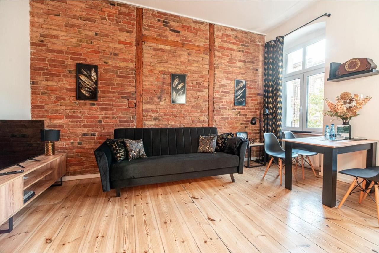 Apartly - Apartament z Duszą kamienicy I Centrum - B&B Szczecin