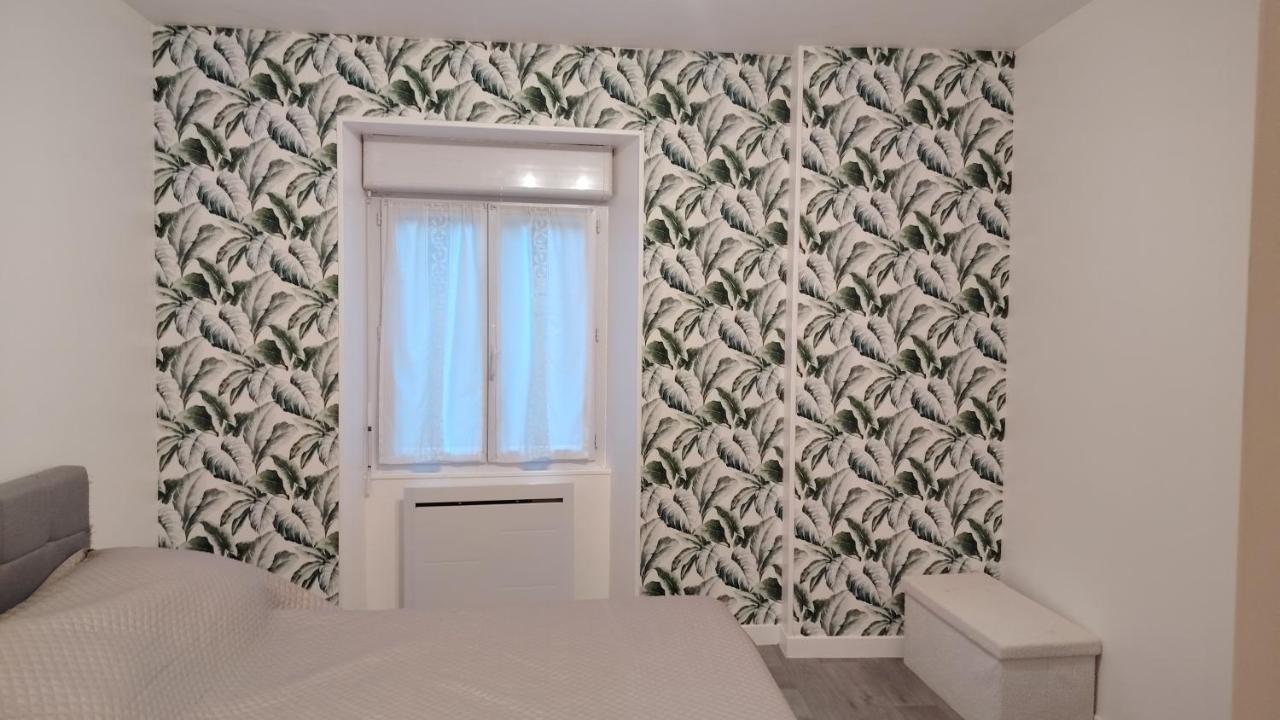 T2 Meublé, Équipé, Parfait pour Vos Séjours - B&B Châteaumeillant