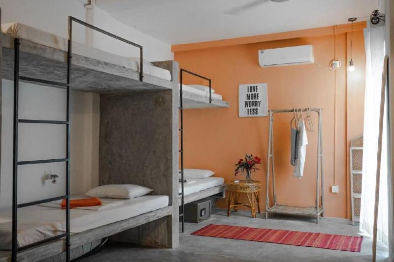 Slaapzaal met 6 Bedden voor Vrouwen