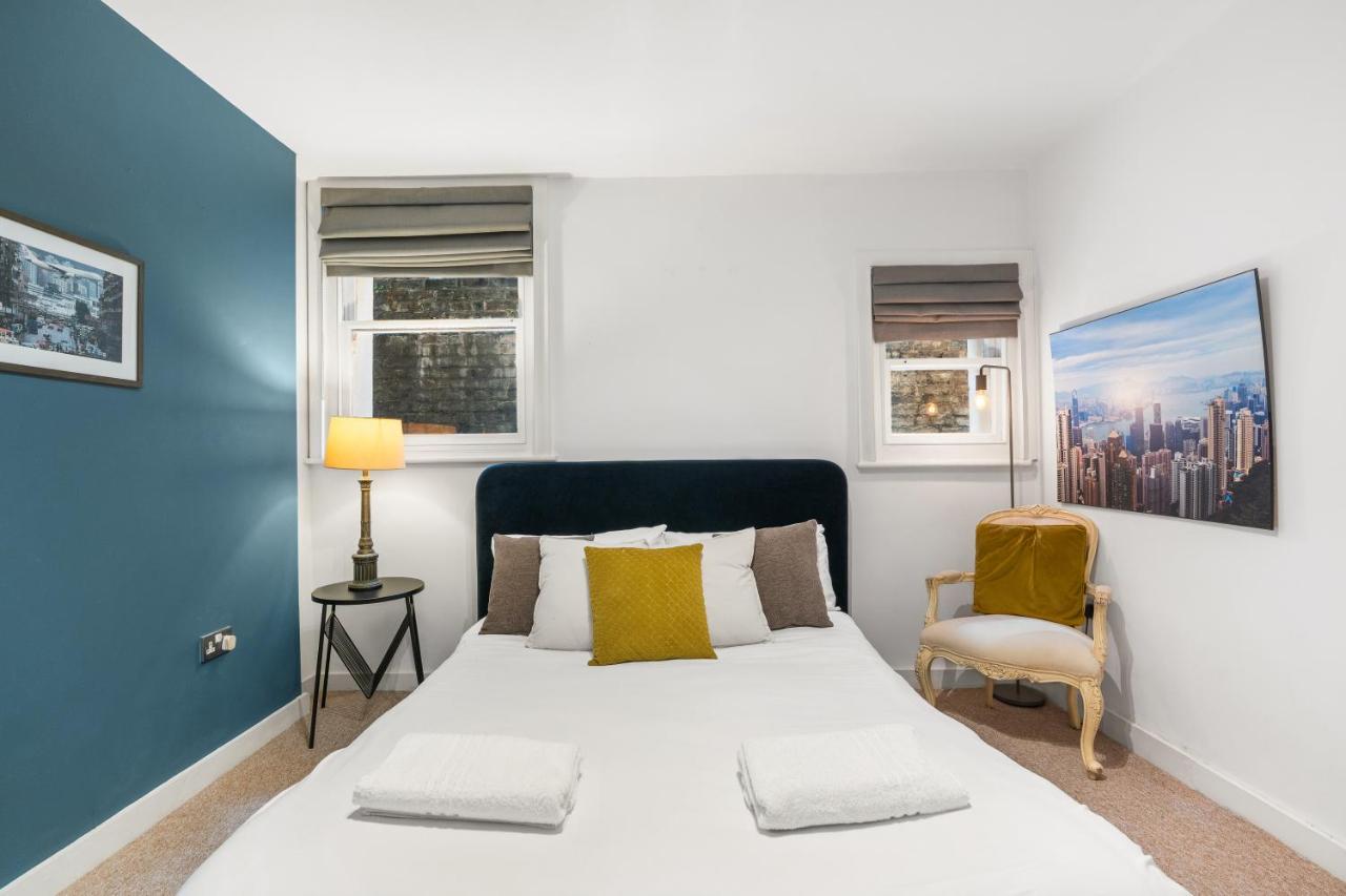 Stunning Victorian Mansion Apartment - Hosted by StaySejour - Chambres d’hôtes Brighton