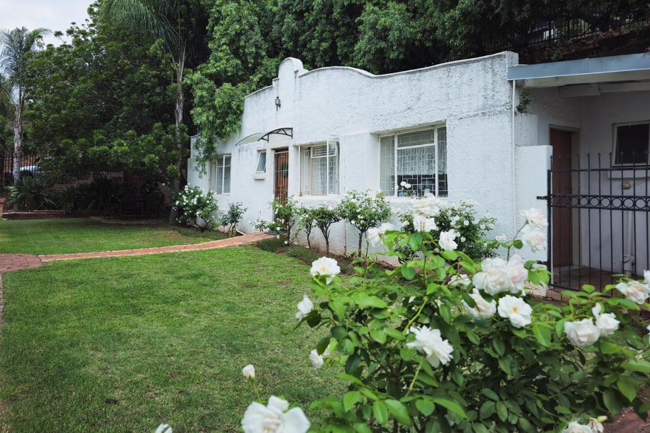 Dutch on Tecoma, Wonderboom, Pretoria - Ferienwohnung Pretoria