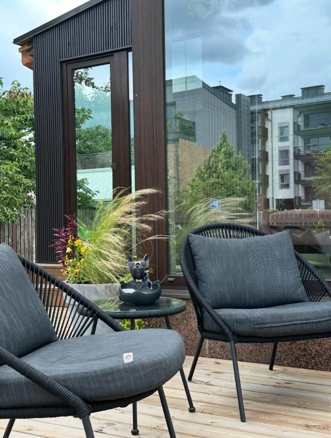 Hugo Airport - B&B Mārupe