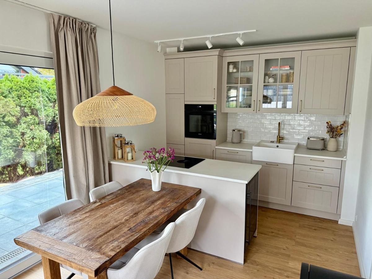 PIERSIDE - Pier 2 - Ferienwohnung Haffkrug