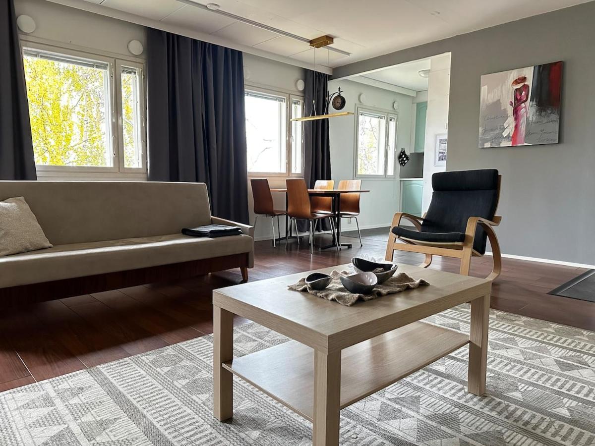 Vanhan paloaseman loft -asunto - B&B Sievi