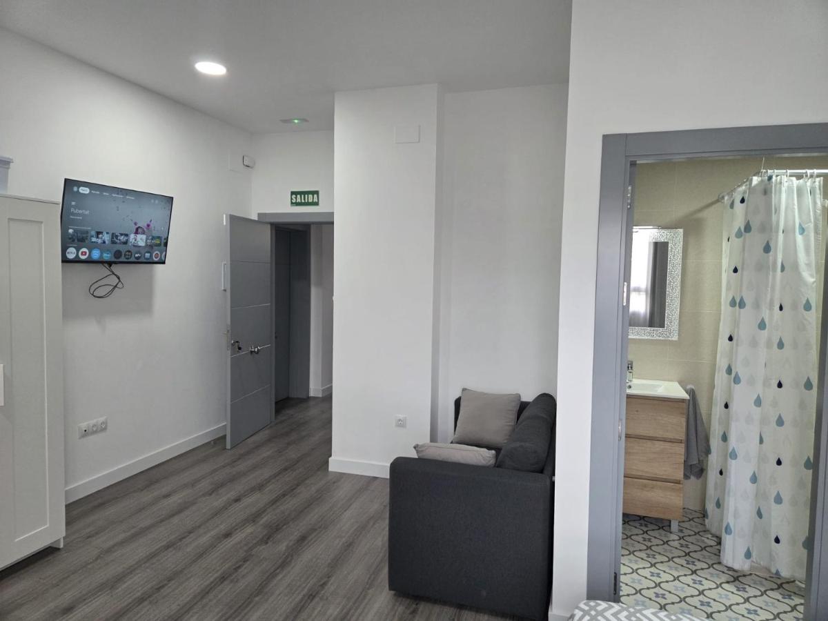 Puerto de la Torre - Apartament - B&B Málaga