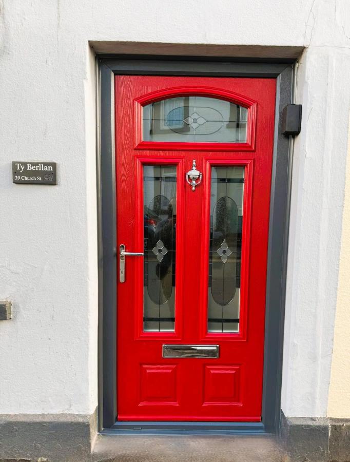 Charming 2 bedroom cottage in Brecon - families and pets welcome! - B&B Brecon