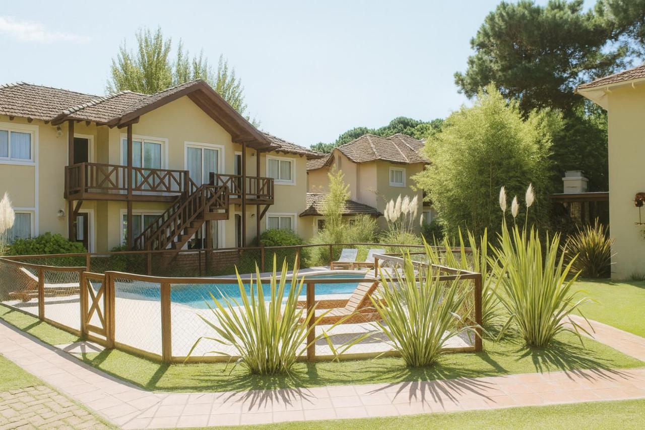 Apart Lawn Tennis Pinamar - Bed and Breakfast Pinamar