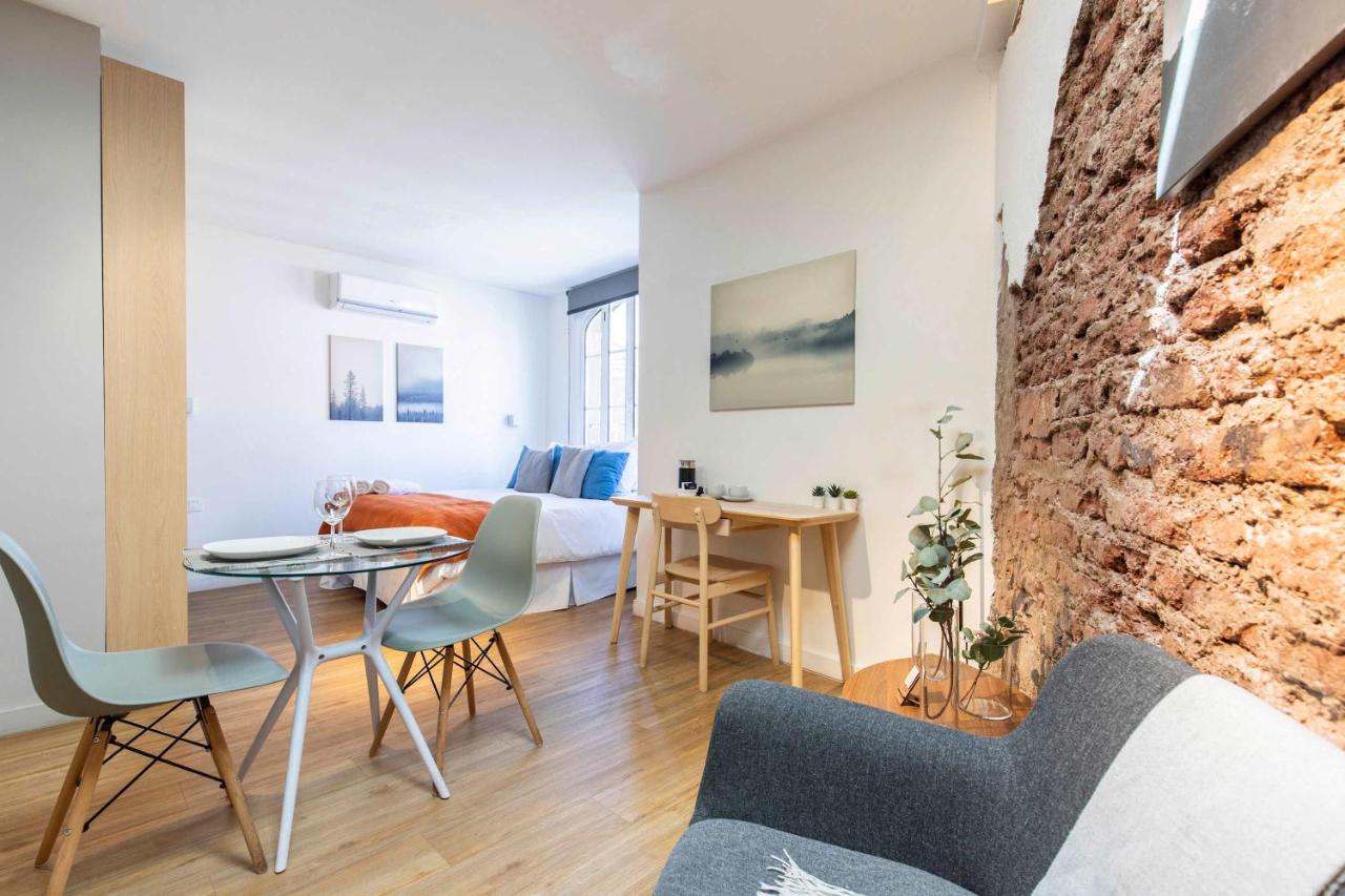 HOM I Amplio y luminoso Departamento en Barrio Lastarria - B&B Santiago de Chile