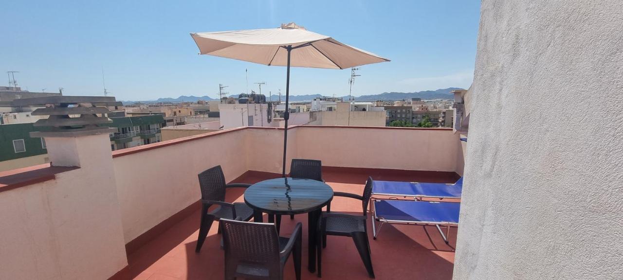 Terraza en Avenida Principal y junto a la Playa - by Aloha Palma - B&B Águilas