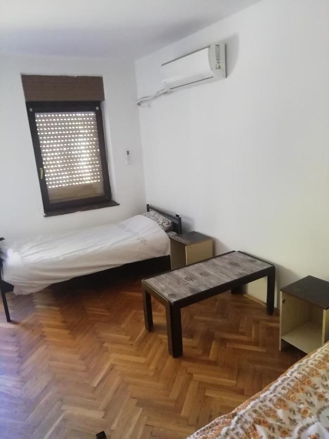 Petar Marić - B&B Sombor