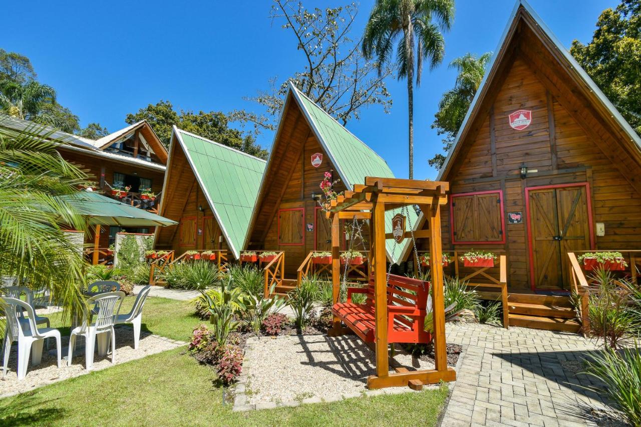 Chalé Suiço Bombinhas - B&B Bombinhas