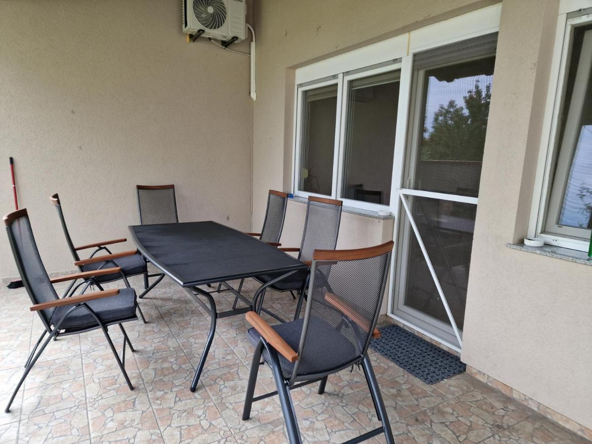 Seasons apartmani - Bed and Breakfast Osijek