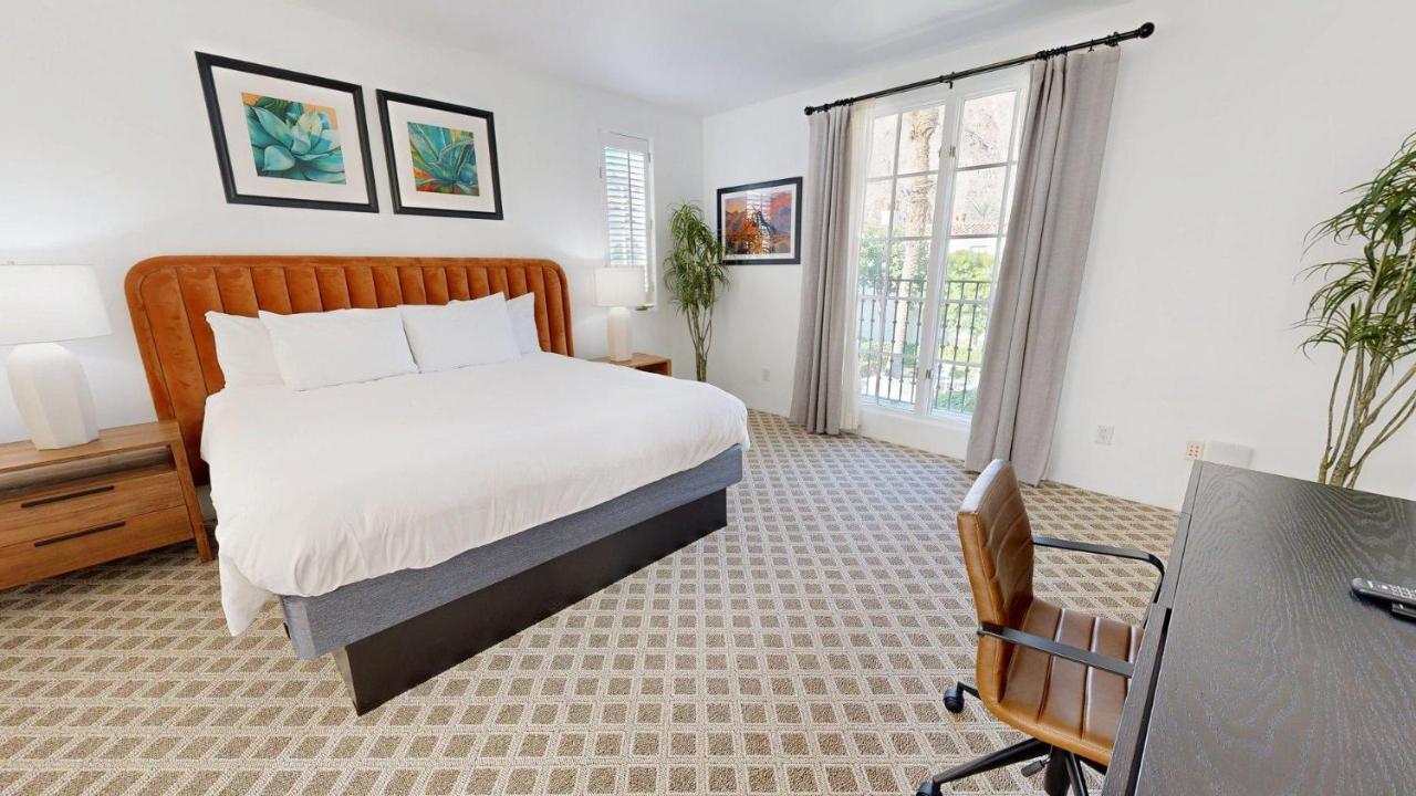 SV006 Secluded Spa Villa Studio at LQ Resort - Chambres d’hôtes La Quinta