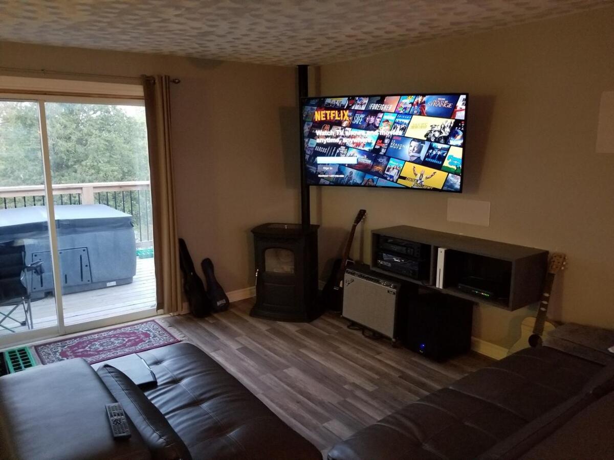 Thousand Islands Home, Gananoque, Kingston, Ontario - Bed and Breakfast Gananoque