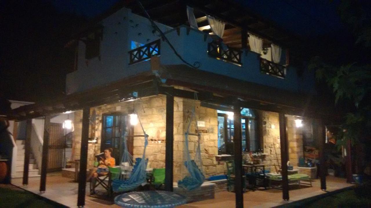 Kalogirou Stone House - B&B Limniónas