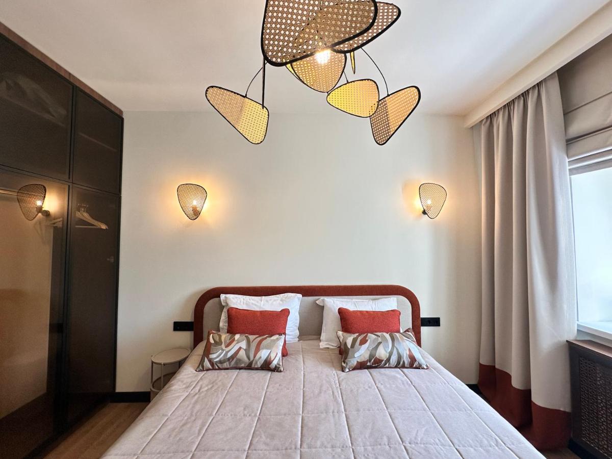 Апарт-отель ЗОЛОТОЙ КВАДРАТ premium - B&B Almatý