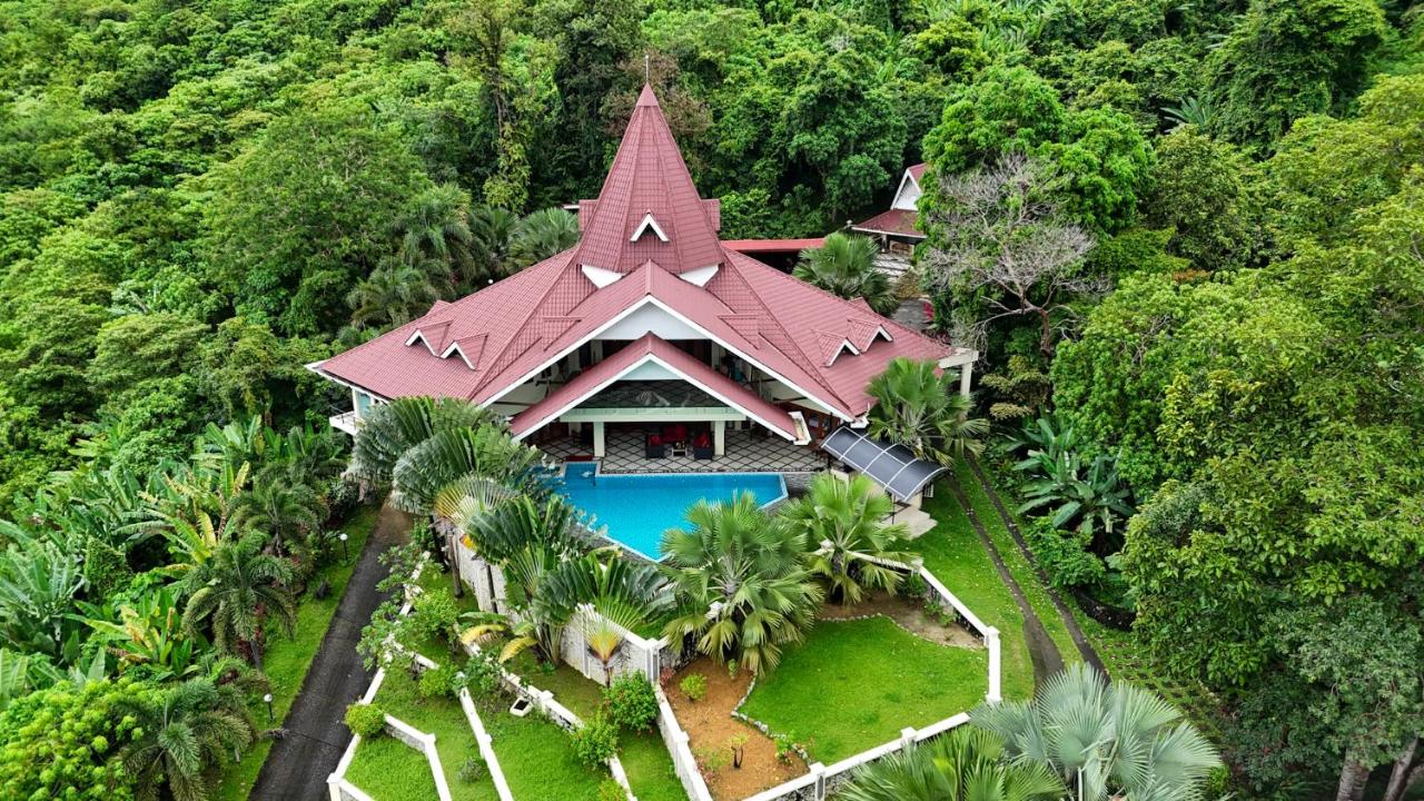 The Diamond Villa, Pool & Jacuzzi with Panoramic Views - B&B Pantai Cenang