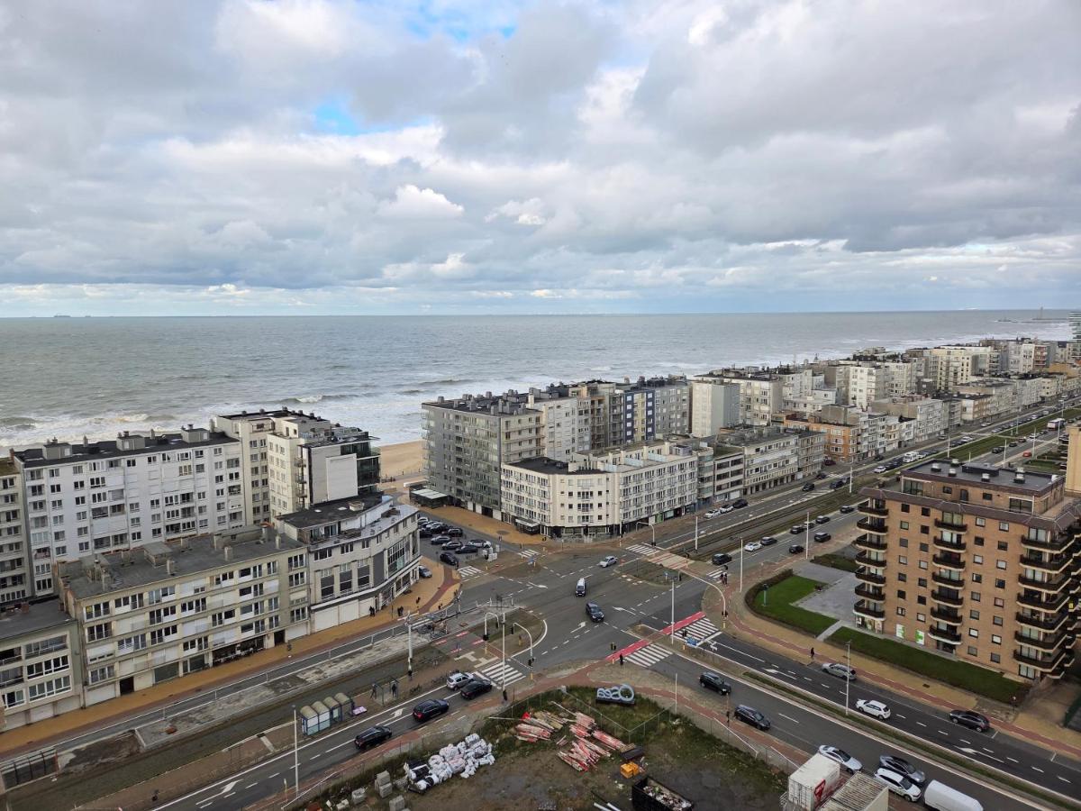La Brisa - Luxe, balcony and stunning views - B&B Ostend