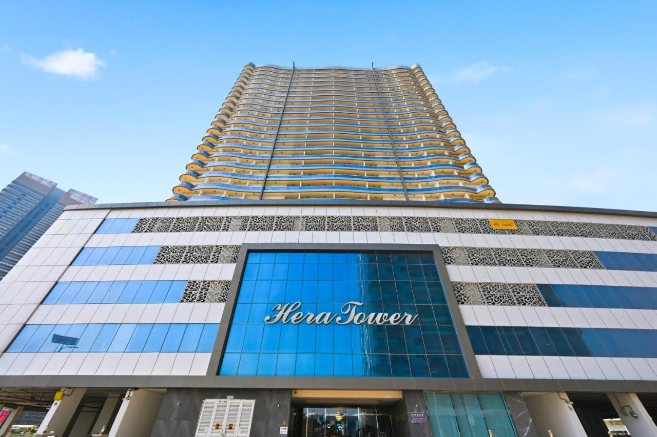 Modern Luxury 2BR Apartment In Dubai Sports City - Chambres d'hôtes Dubaï