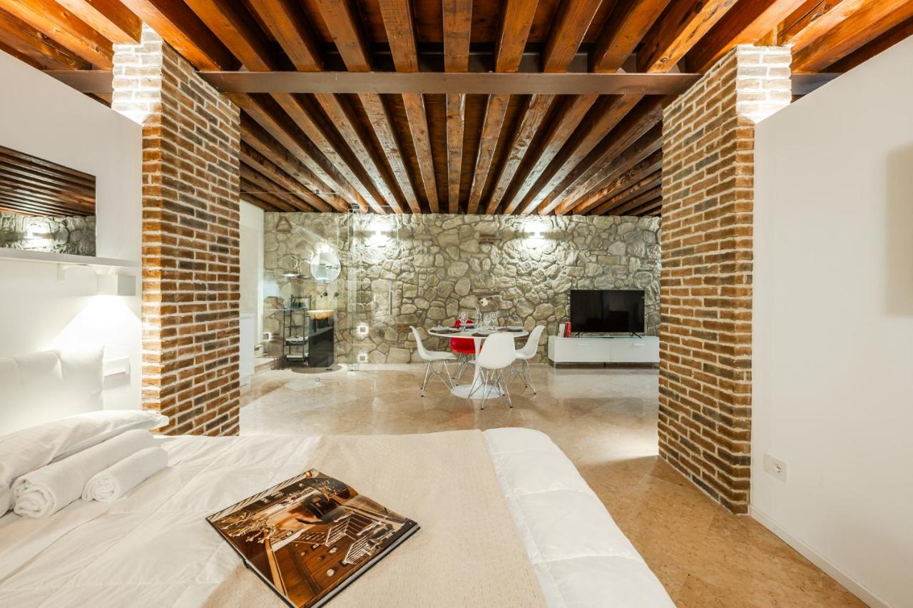 Retreat Centro Antico elegante in Palazzo storico - B&B Verona