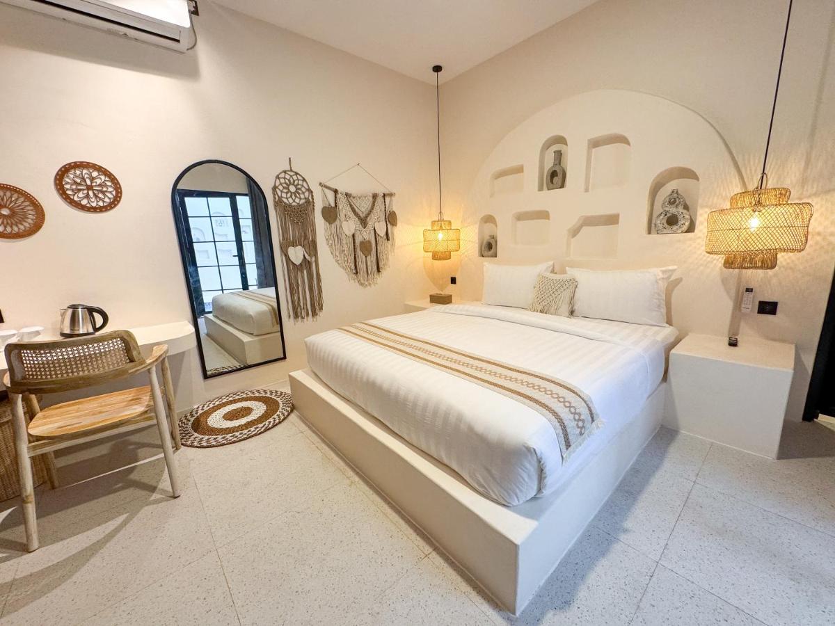 Double or Twin Room with Pool View