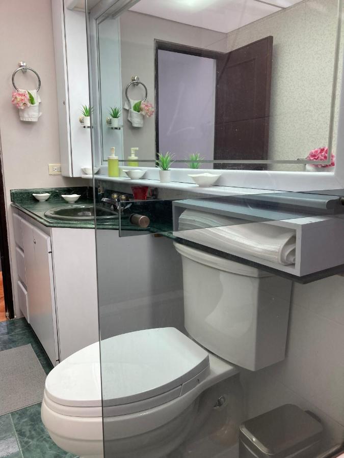 Lejos de Casa Aquí estarás bien - B&B Bogotá