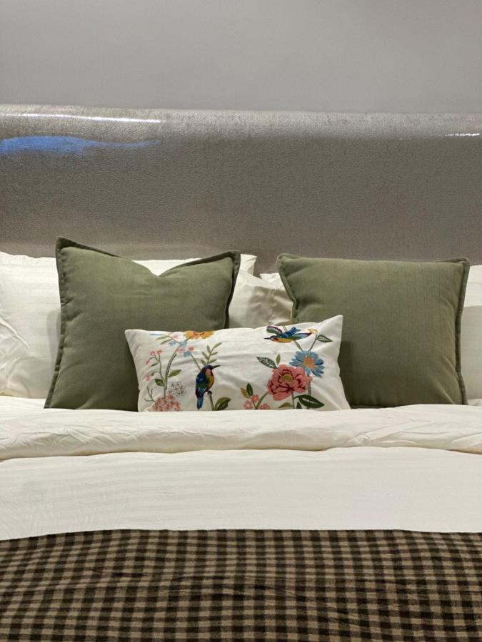 استديوهات أُنس مع بلكونة - Bed and Breakfast Riyad