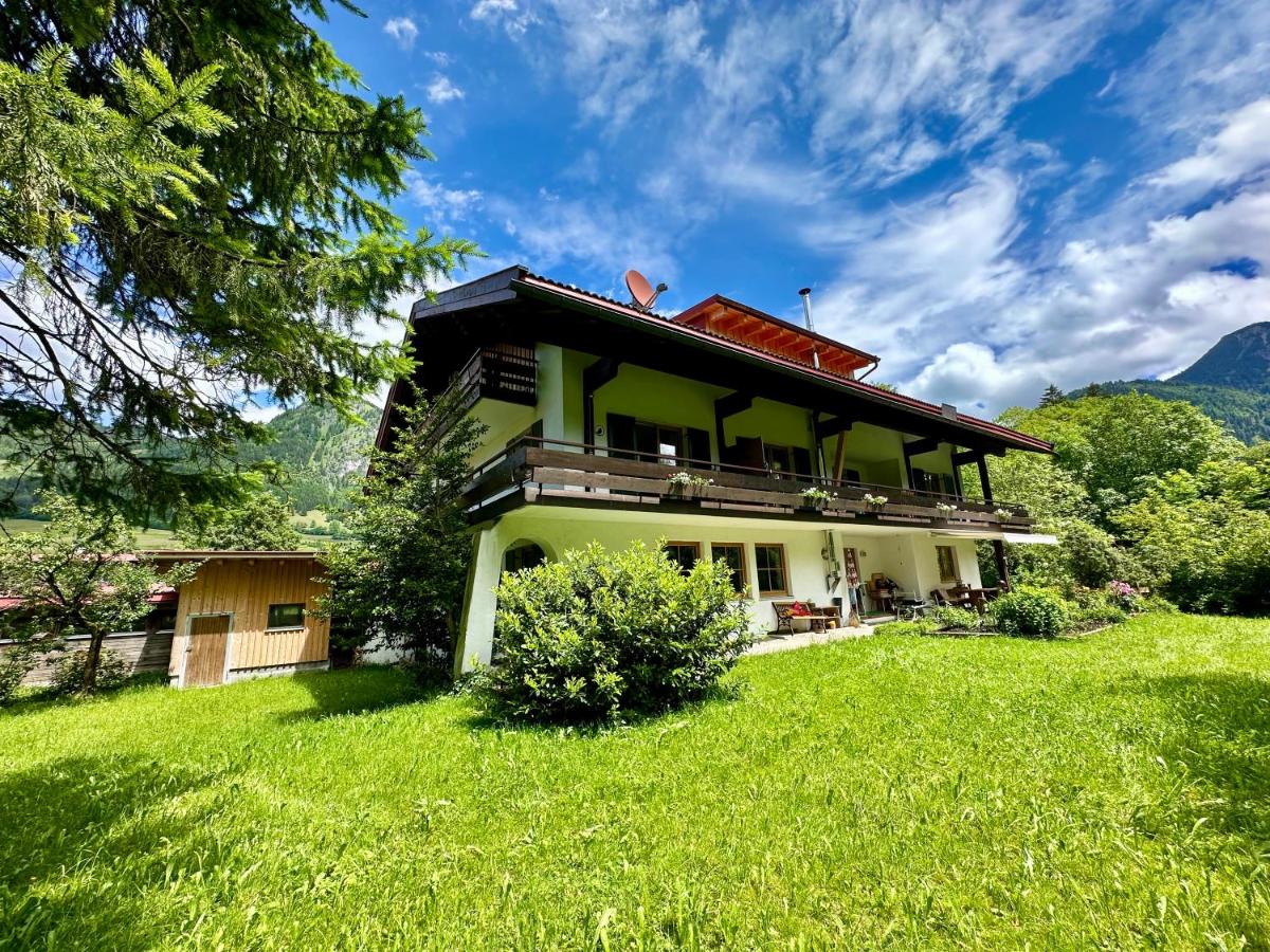 Ferienwohnung Wiesenblick - B&B Bad Hindelang