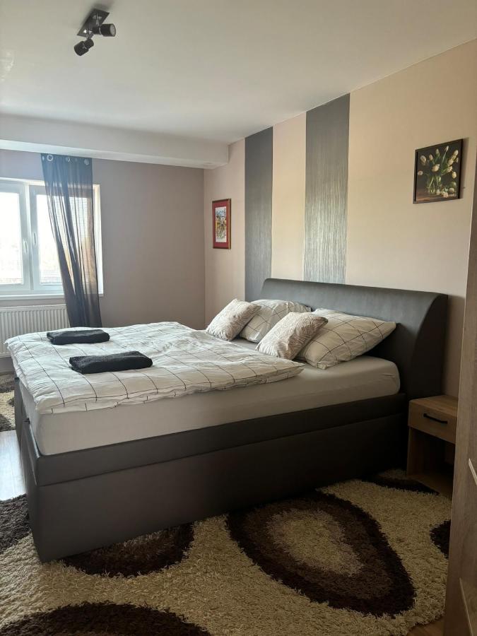 Mimi Apartment - B&B Veľký Slavkov