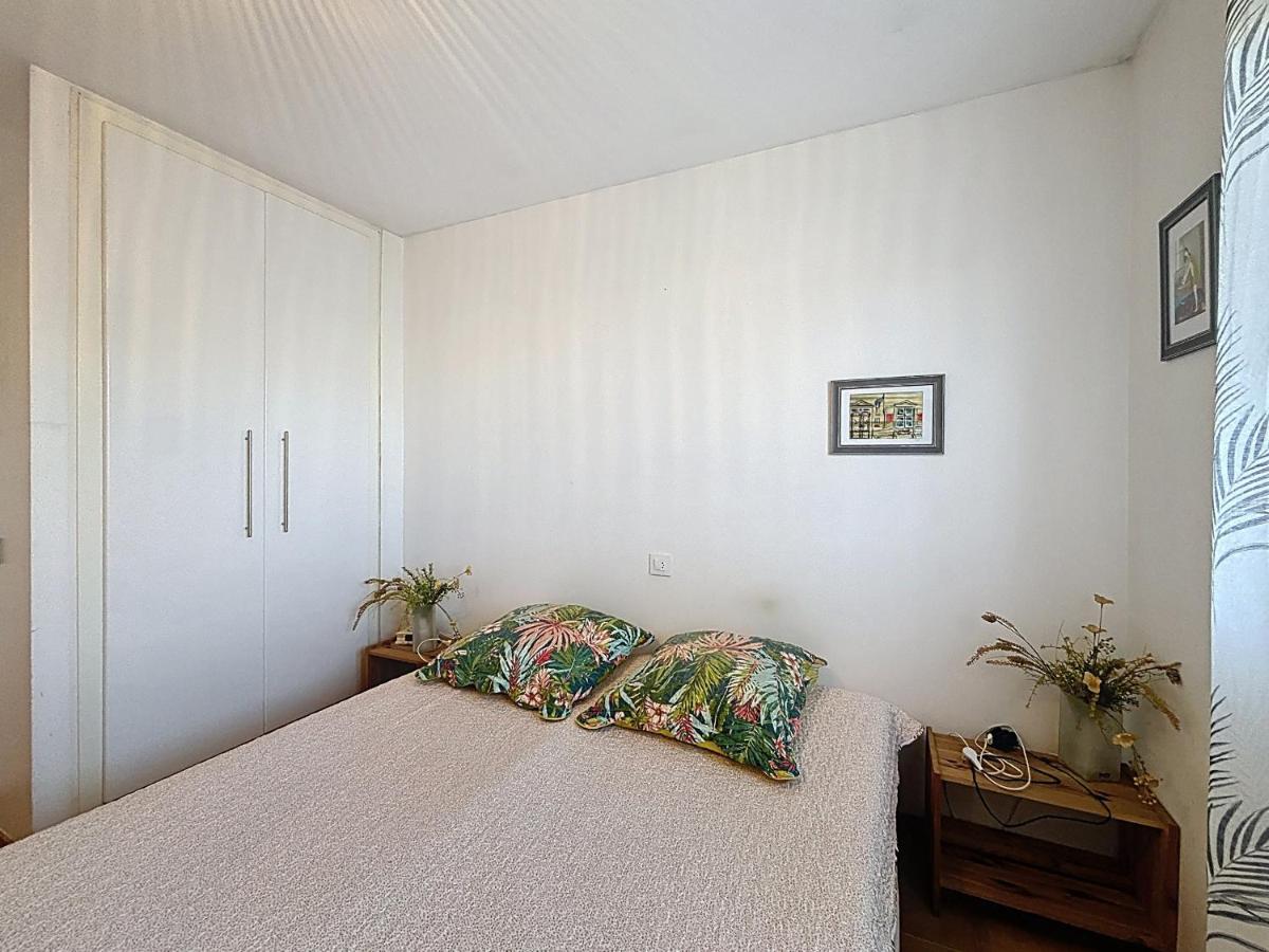 Apartment mit Meerblick