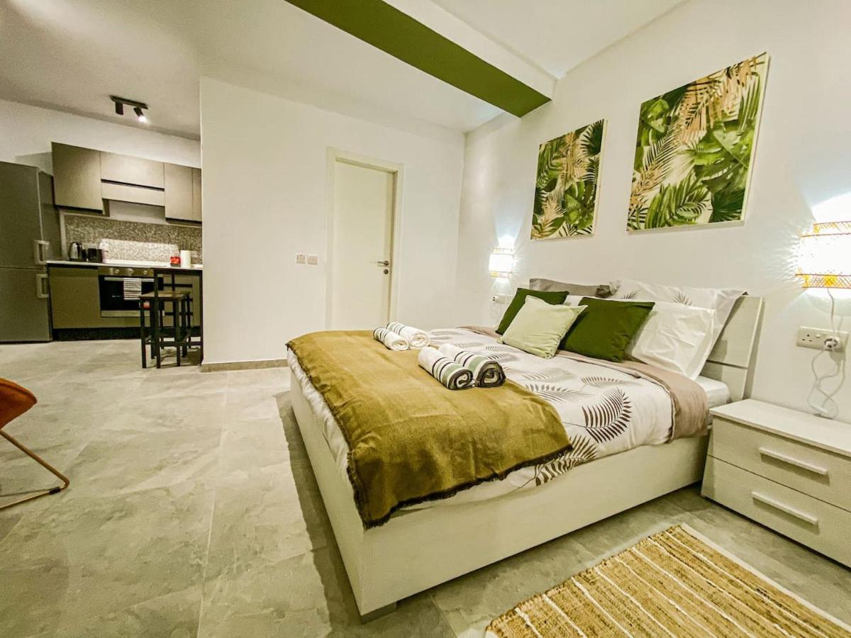 Cozy studio in Gzira - B&B Gzira