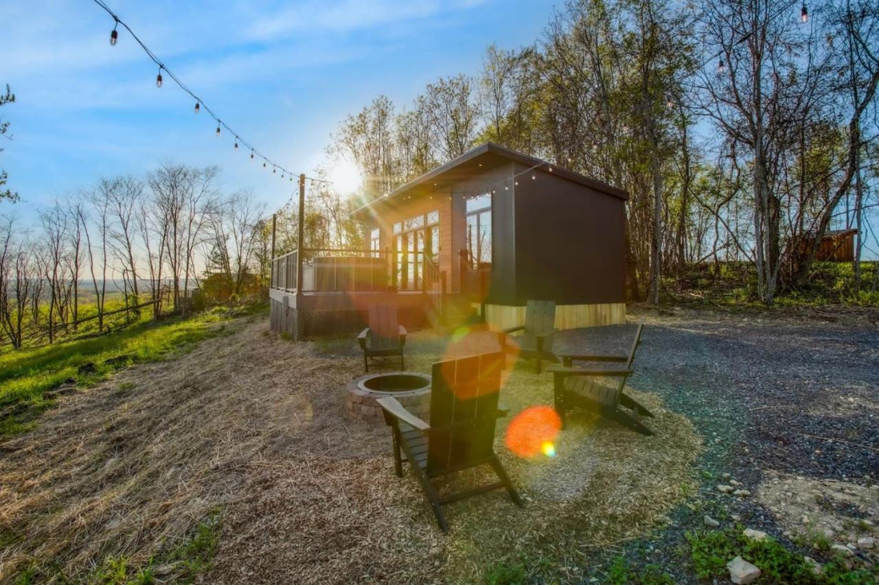 Alpine Abode - Hot Tub, Nature - B&B Brookville