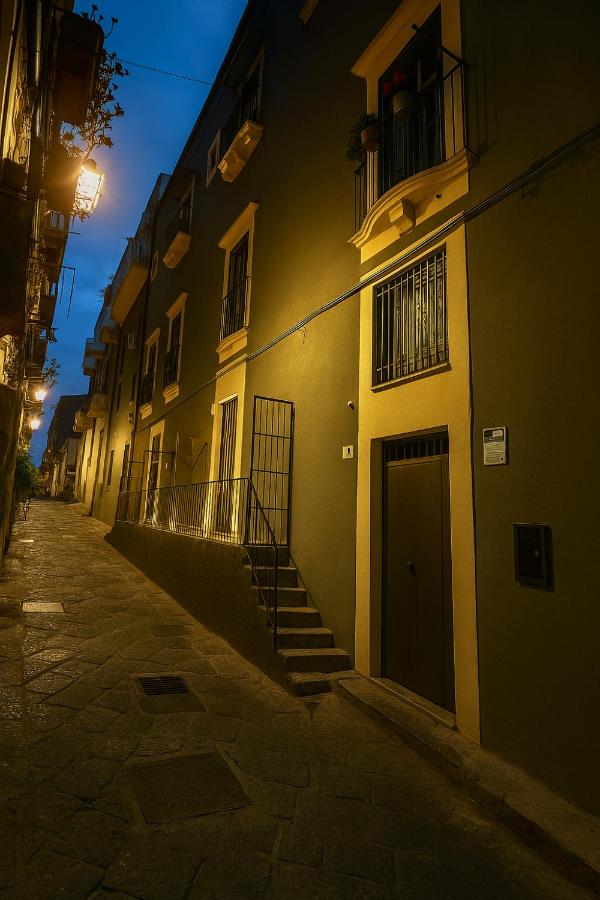 Dimore Sangiuliano - B&B Catania