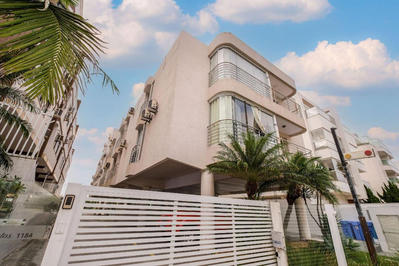 Condomínio Beira-Mar e com Piscina em Foripa - IDA - B&B Florianópolis