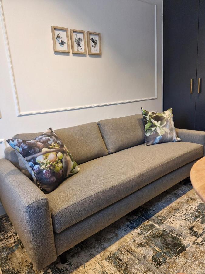 Upmarket De Waterkant apartment in Cape Town - Bedandbreakfast.eu - Upmarket Waterfront Apartments