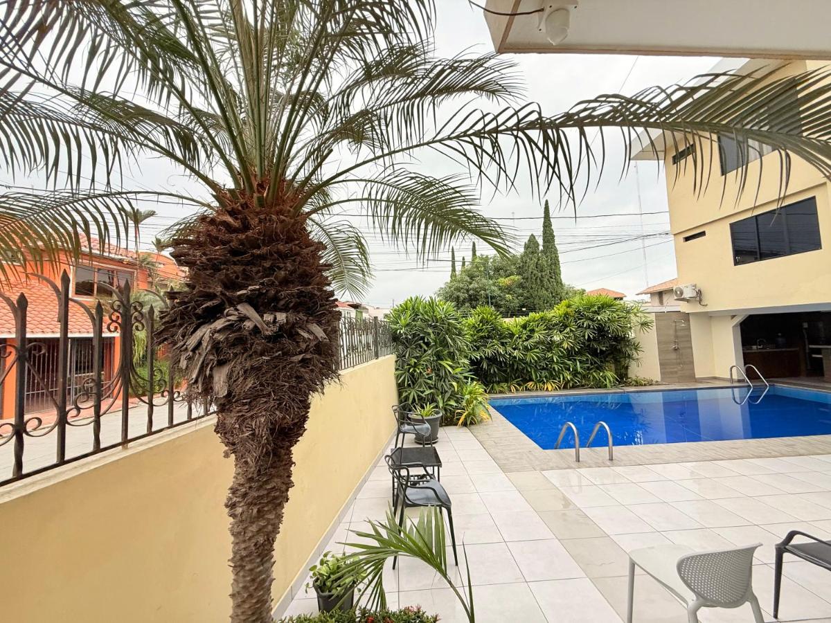 Suite Lit Queen-Size Deluxe