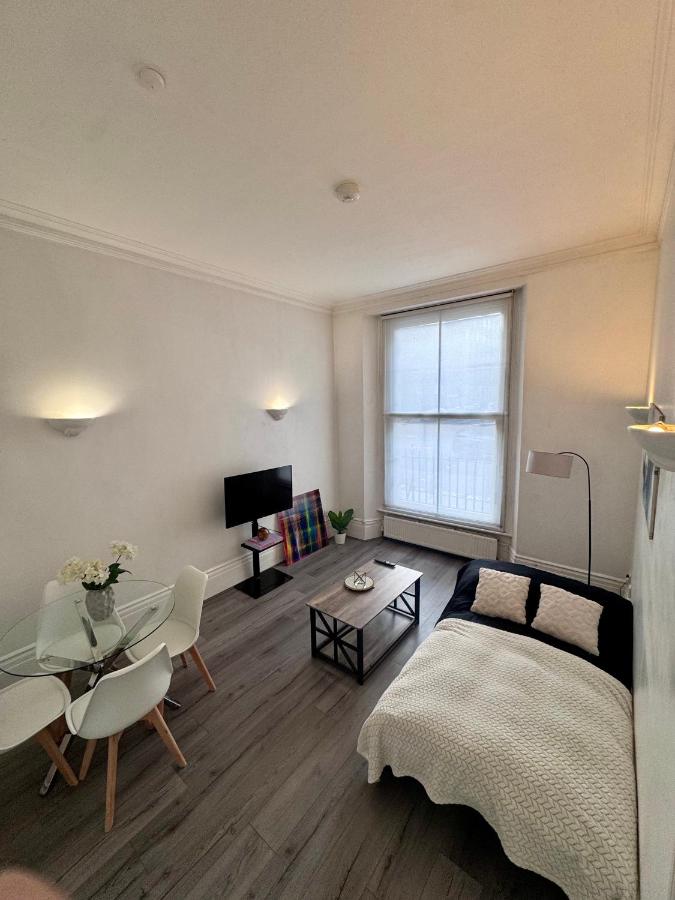 Cozy 1 bedroom flat in Marylebone 4 persons - Bed and Breakfast Londen