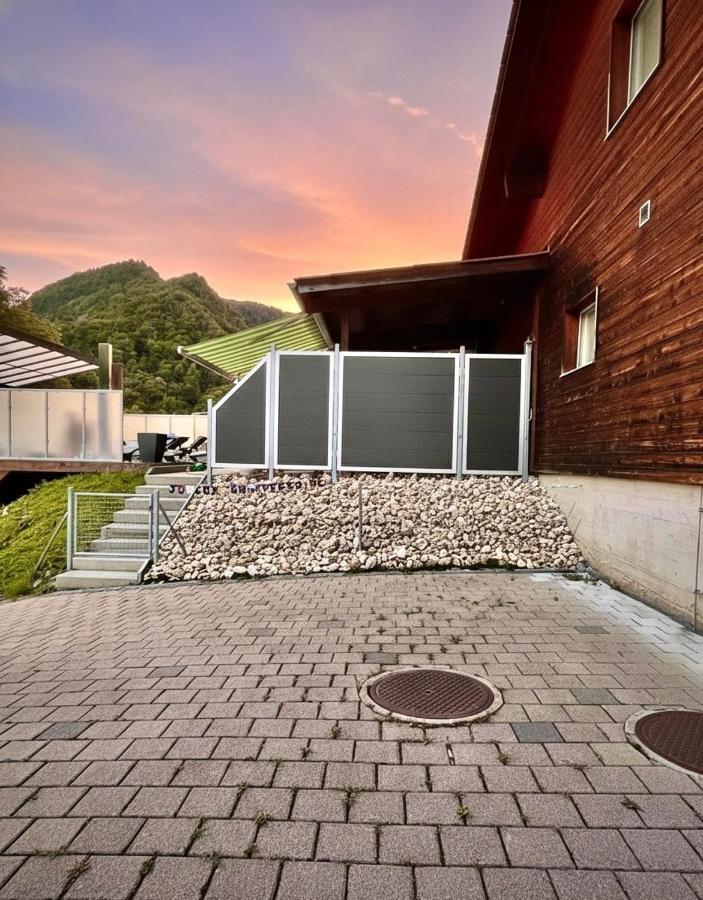 Cozy Swiss Retreat - Scenic Swiss Villa Close to Bern & Interlaken - Ferienwohnung Friedliswart