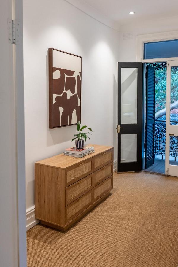 Stylish 3BR terrace in the heart of Surry Hills - Chambres d'hôtes Sydney