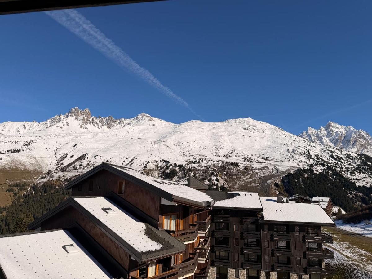 Méribel Mottaret F2 - 2 pièces - Pied des pistes avec vue - Parking - B&B Les Allues